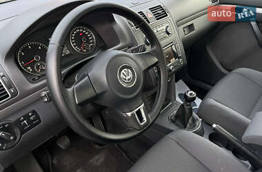 Минивэн Volkswagen Touran 2011 в Ровно