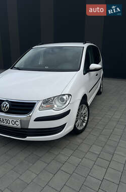 Volkswagen Touran 2010