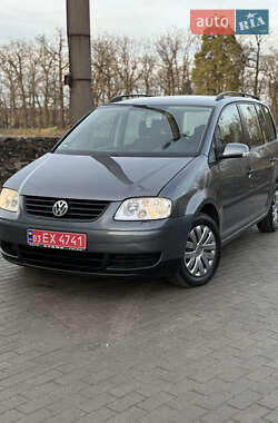 Мінівен Volkswagen Touran 2003 в Луцьку