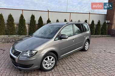 Volkswagen Touran 2010