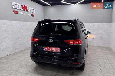 Микровэн Volkswagen Touran 2021 в Сваляве