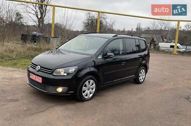 Минивэн Volkswagen Touran 2012 в Коростене