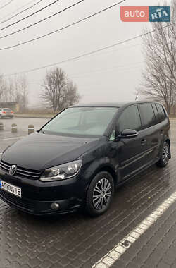 Volkswagen Touran 2014