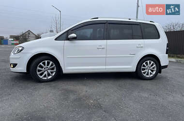 Минивэн Volkswagen Touran 2010 в 