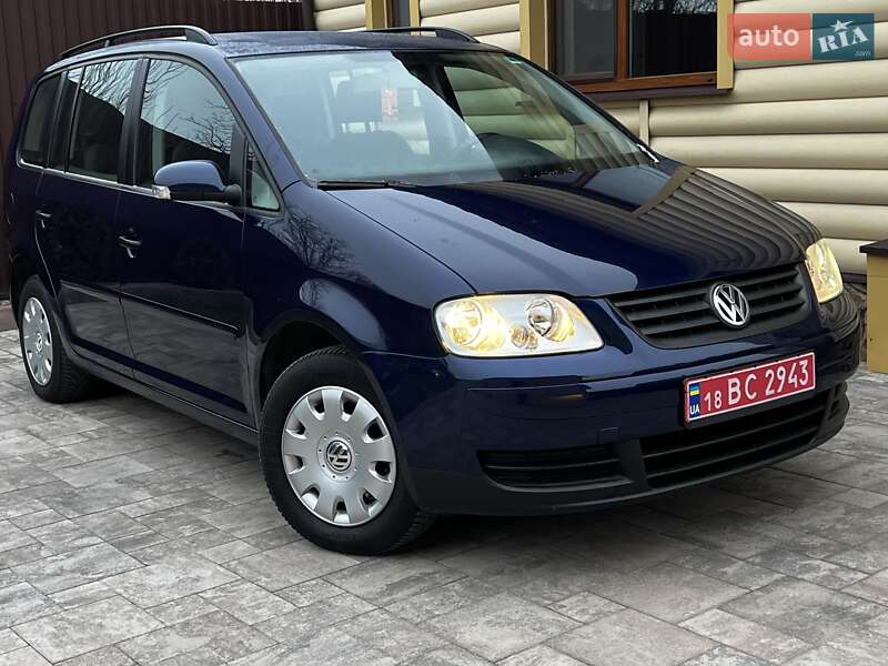 Мінівен Volkswagen Touran 2005 в Сарнах