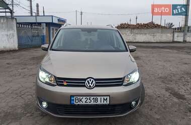 Мінівен Volkswagen Touran 2015 в Костопілі