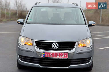 Минивэн Volkswagen Touran 2009 в Виннице