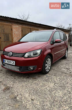 Volkswagen Touran 2011