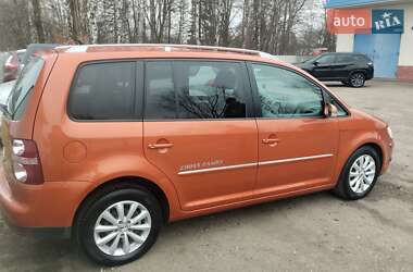 Мінівен Volkswagen Touran 2008 в Івано-Франківську