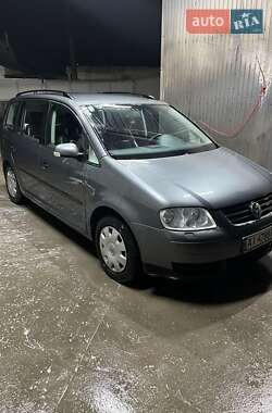 Минивэн Volkswagen Touran 2004 в Белой Церкви