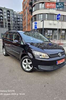 Volkswagen Touran 2014