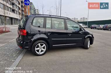 Минивэн Volkswagen Touran 2014 в Киеве