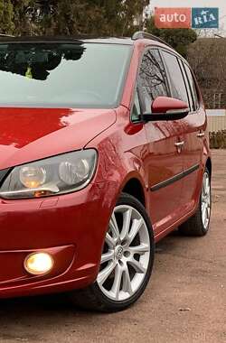 Мінівен Volkswagen Touran 2013 в Лубнах