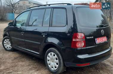 Мінівен Volkswagen Touran 2008 в Харкові