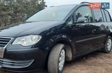 Мінівен Volkswagen Touran 2008 в Харкові