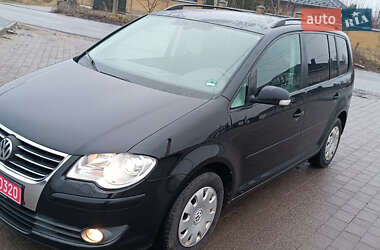 Минивэн Volkswagen Touran 2008 в Ковеле