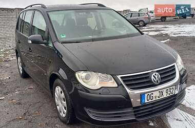 Минивэн Volkswagen Touran 2007 в Виннице