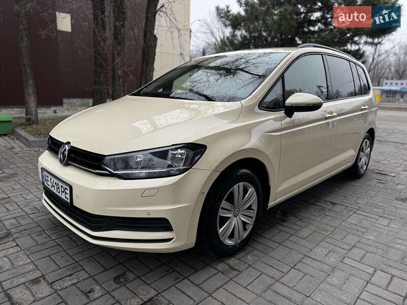 Микровэн Volkswagen Touran 2016 в Днепре