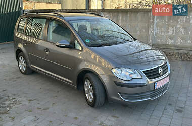 Volkswagen Touran 2010