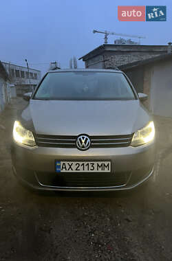 Volkswagen Touran 2011