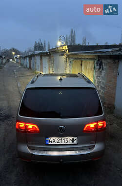 Микровэн Volkswagen Touran 2011 в Харькове