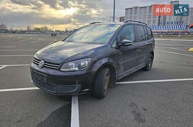 Volkswagen Touran 2013