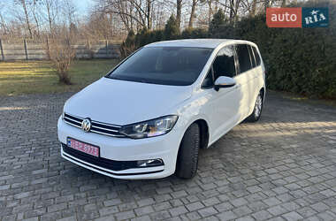 Volkswagen Touran 2016