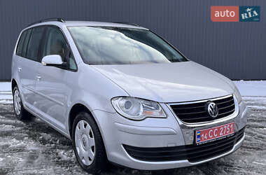 Volkswagen Touran 2009