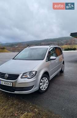 Volkswagen Touran 2010 Volkswagen Touran 2010