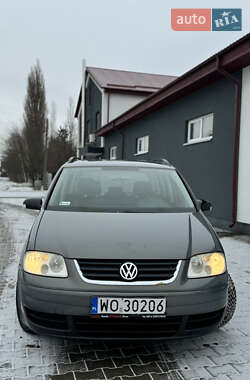 Мінівен Volkswagen Touran 2005 в Звягелі