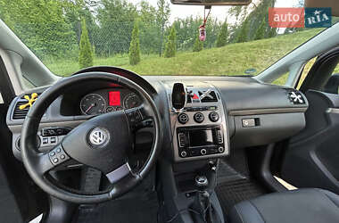 Минивэн Volkswagen Touran 2009 в 