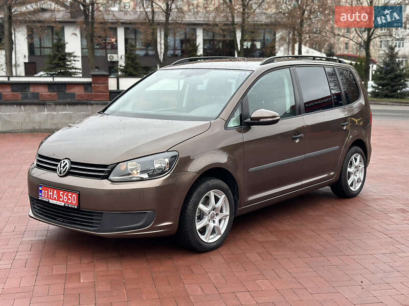 Мінівен Volkswagen Touran 2012 в Рівному