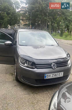 Мінівен Volkswagen Touran 2011 в Новій Ушиці