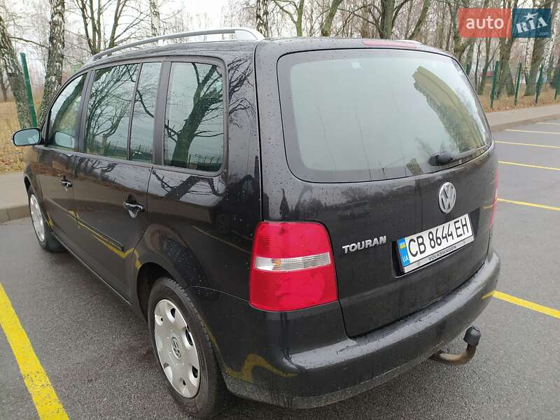 Минивэн Volkswagen Touran 2005 в Чернигове