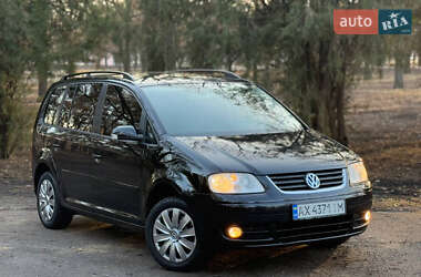 Мінівен Volkswagen Touran 2004 в Харкові