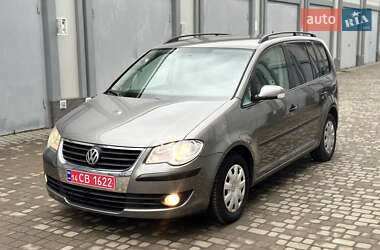 Мінівен Volkswagen Touran 2008 в Самборі