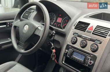 Мінівен Volkswagen Touran 2008 в Самборі