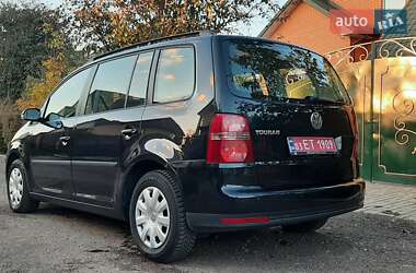 Мінівен Volkswagen Touran 2007 в Чернігові