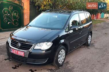 Мінівен Volkswagen Touran 2007 в Чернігові