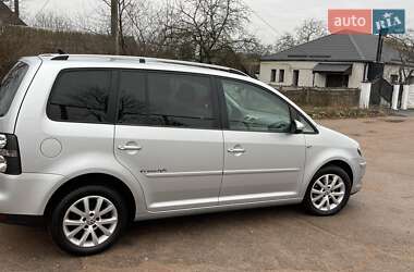 Мінівен Volkswagen Touran 2010 в Коростені