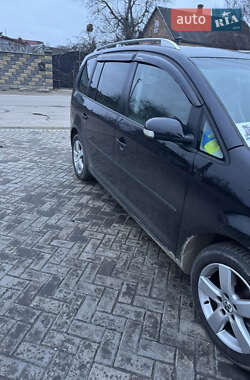Минивэн Volkswagen Touran 2006 в Здолбунове