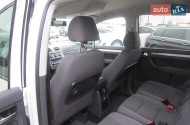 Мінівен Volkswagen Touran 2010 в Кропивницькому