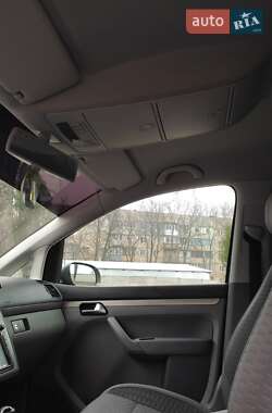Минивэн Volkswagen Touran 2006 в 