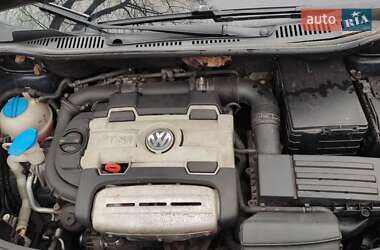 Минивэн Volkswagen Touran 2006 в 