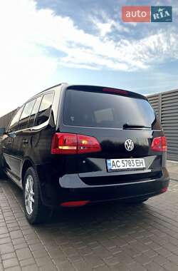 Мінівен Volkswagen Touran 2011 в Нововолинську