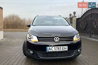 Мінівен Volkswagen Touran 2011 в Нововолинську