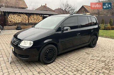 Мінівен Volkswagen Touran 2006 в Мукачевому