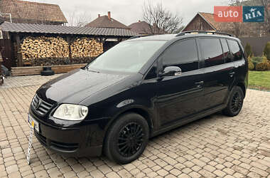 Мінівен Volkswagen Touran 2006 в Мукачевому