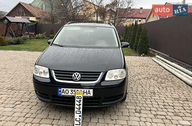 Мінівен Volkswagen Touran 2006 в Мукачевому