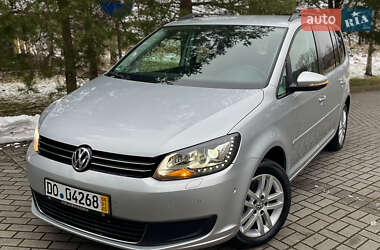 Volkswagen Touran 2011